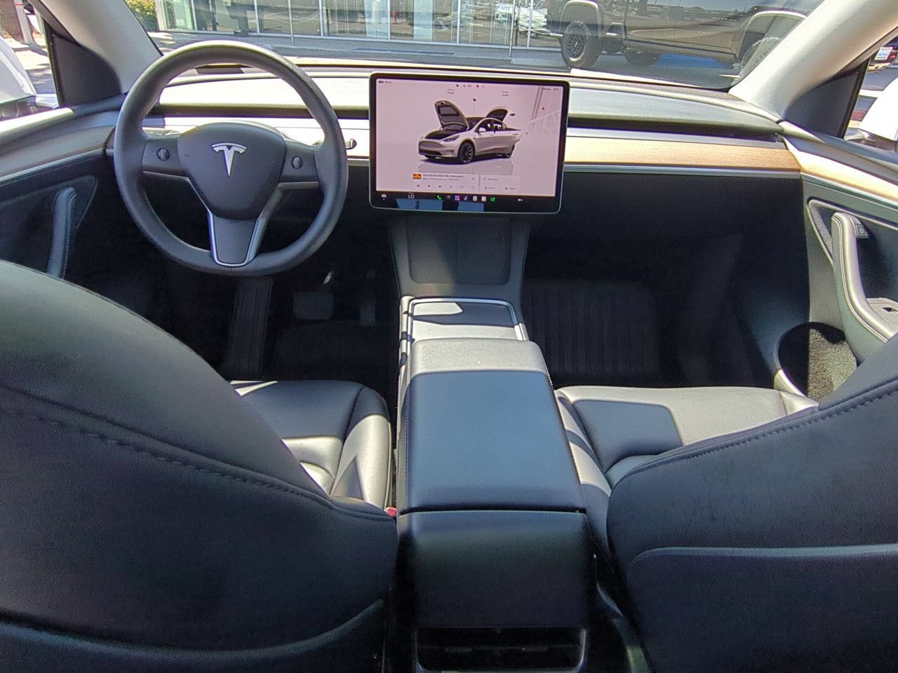 Used 2023 Tesla Model Y Long Range AWD/4WD image 20