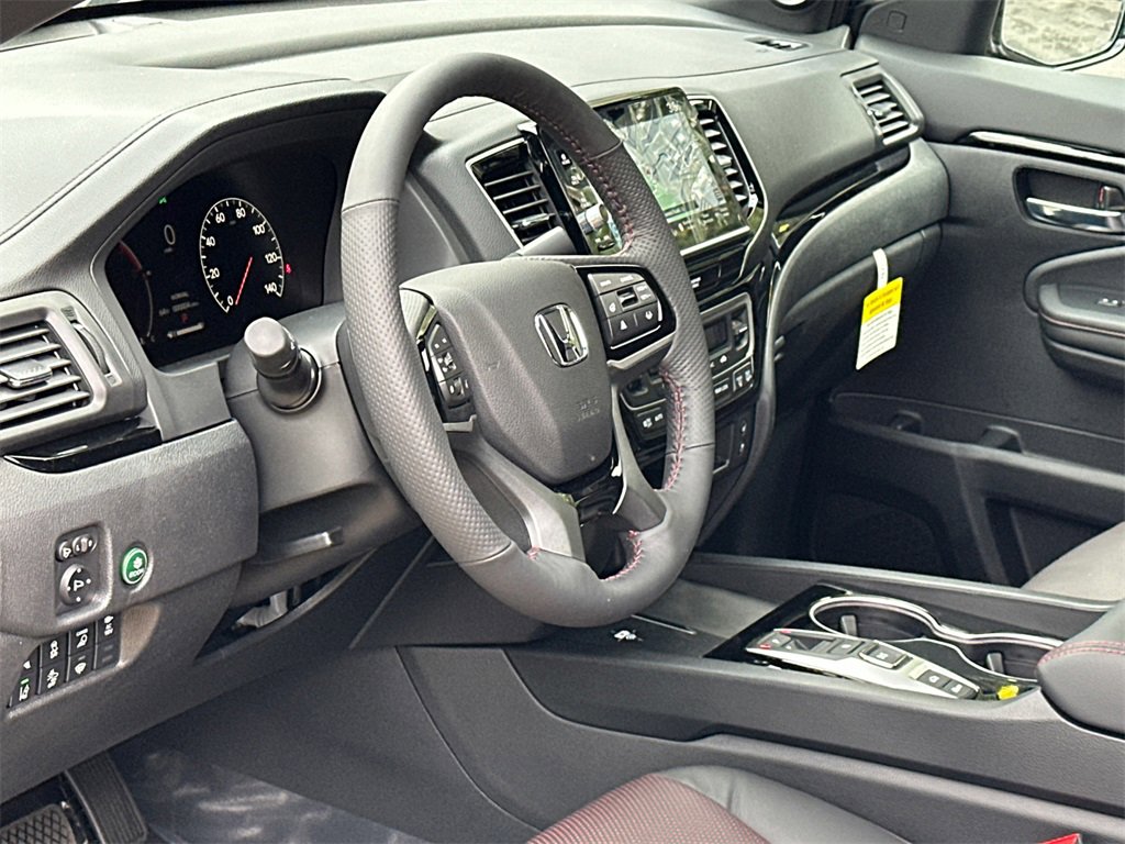 New 2026 Honda Ridgeline Black Edition image 13