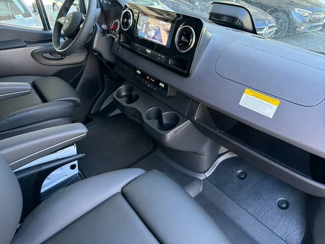 New 2026 Mercedes-Benz Sprinter 2500 image 15