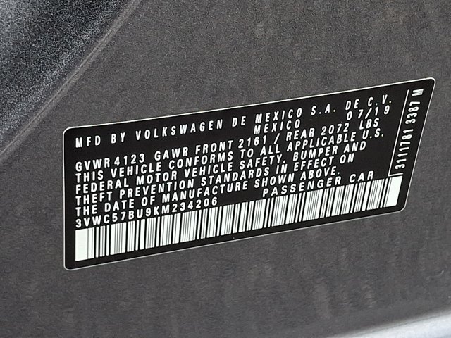Used 2019 Volkswagen Jetta SE w/ Cold Weather Package FWD image 31