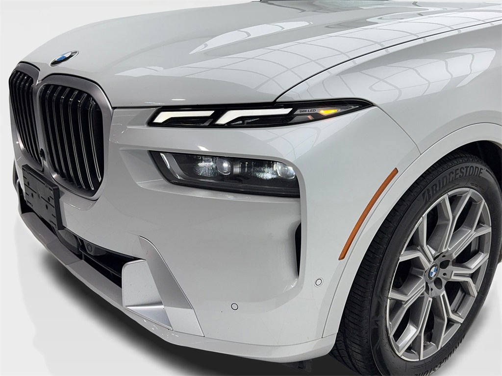 Used 2024 BMW X7 xDrive40i image 5