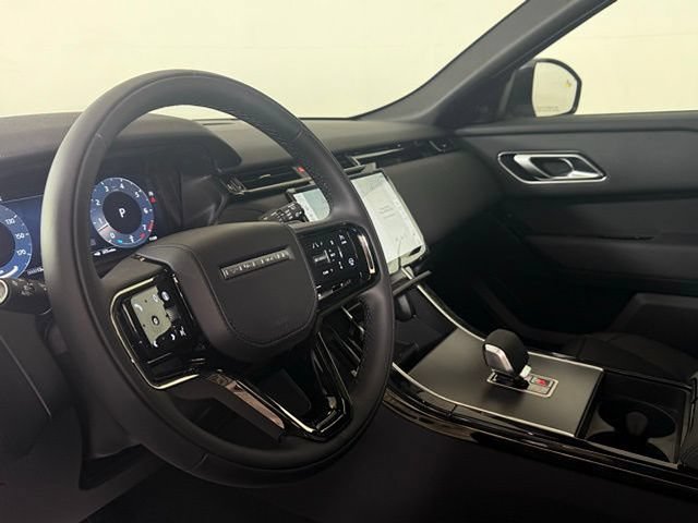 Certified 2026 Land Rover Range Rover Velar S AWD/4WD image 7