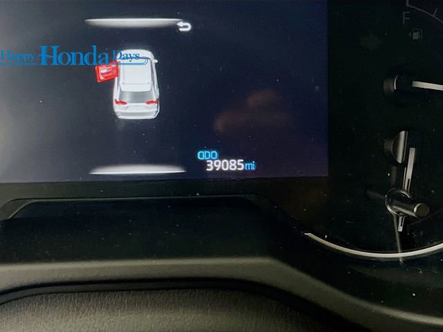 Used 2023 Toyota RAV4 XLE image 3