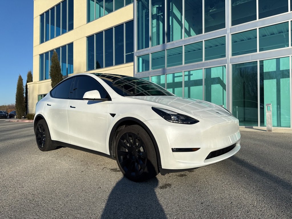 Used 2024 Tesla Model Y Long Range image 2