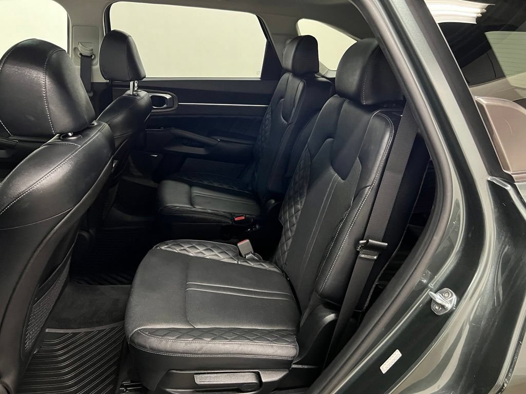 Used 2021 Kia Sorento SX Prestige AWD/4WD image 35