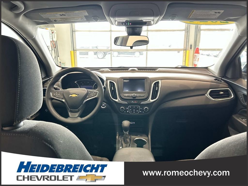 Certified 2024 Chevrolet Equinox LT w/ LPO, Floor Liner Package image 16