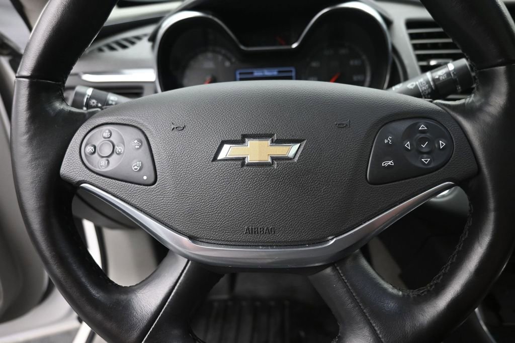 Used 2017 Chevrolet Impala Premier w/ Enhanced Convenience Package FWD image 15