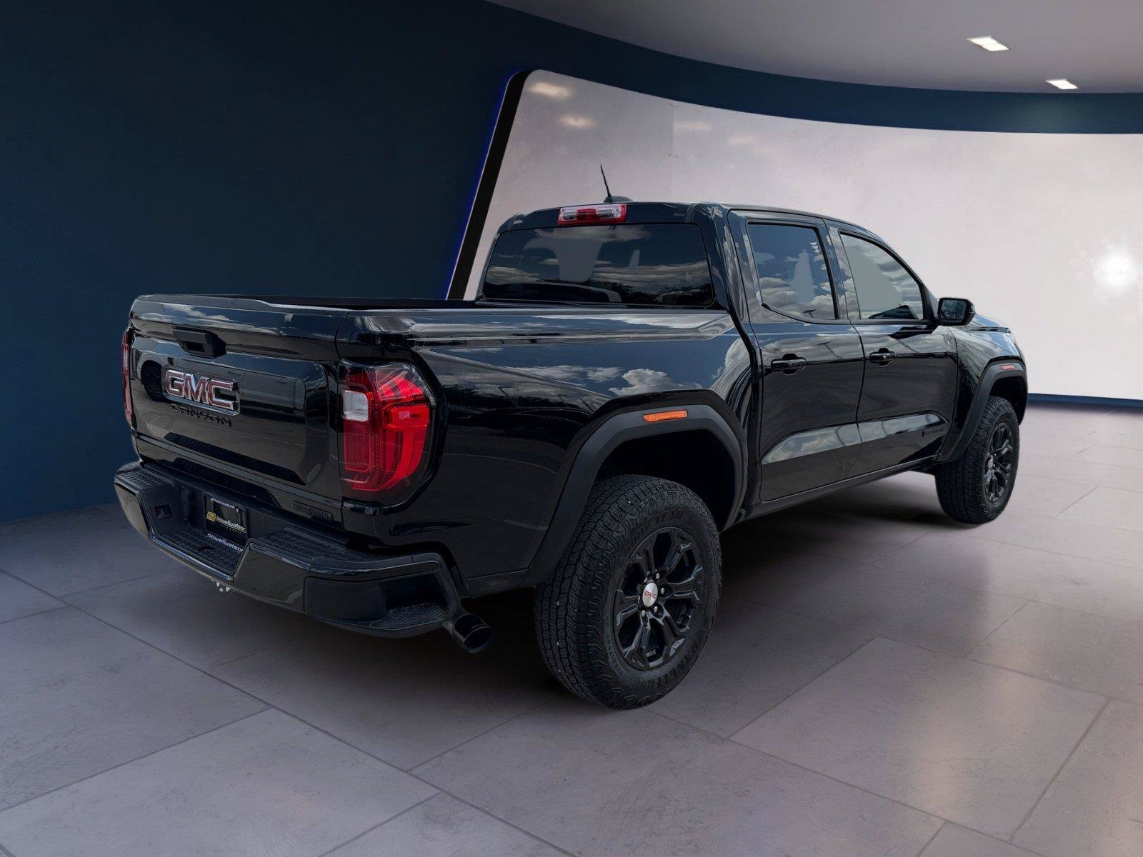 Used 2024 GMC Canyon Elevation RWD image 5