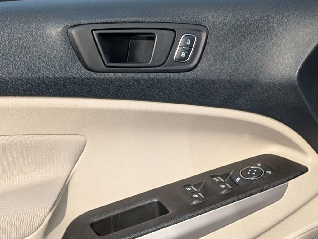 Used 2021 Ford EcoSport S image 22