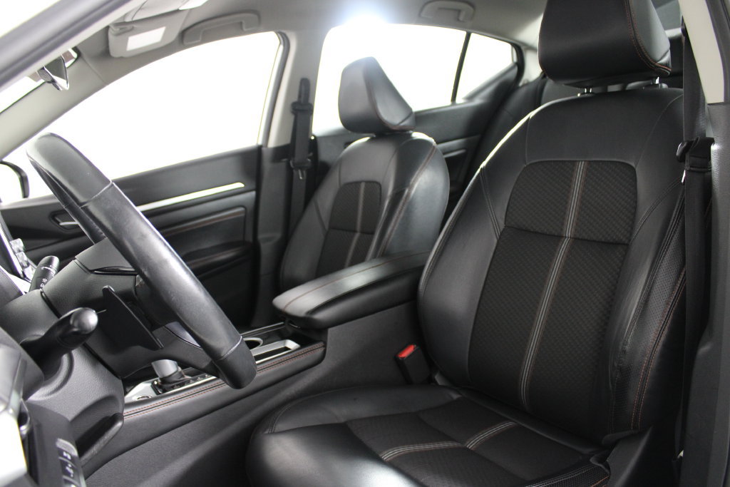 Certified 2023 Nissan Altima 2.5 SR FWD image 19