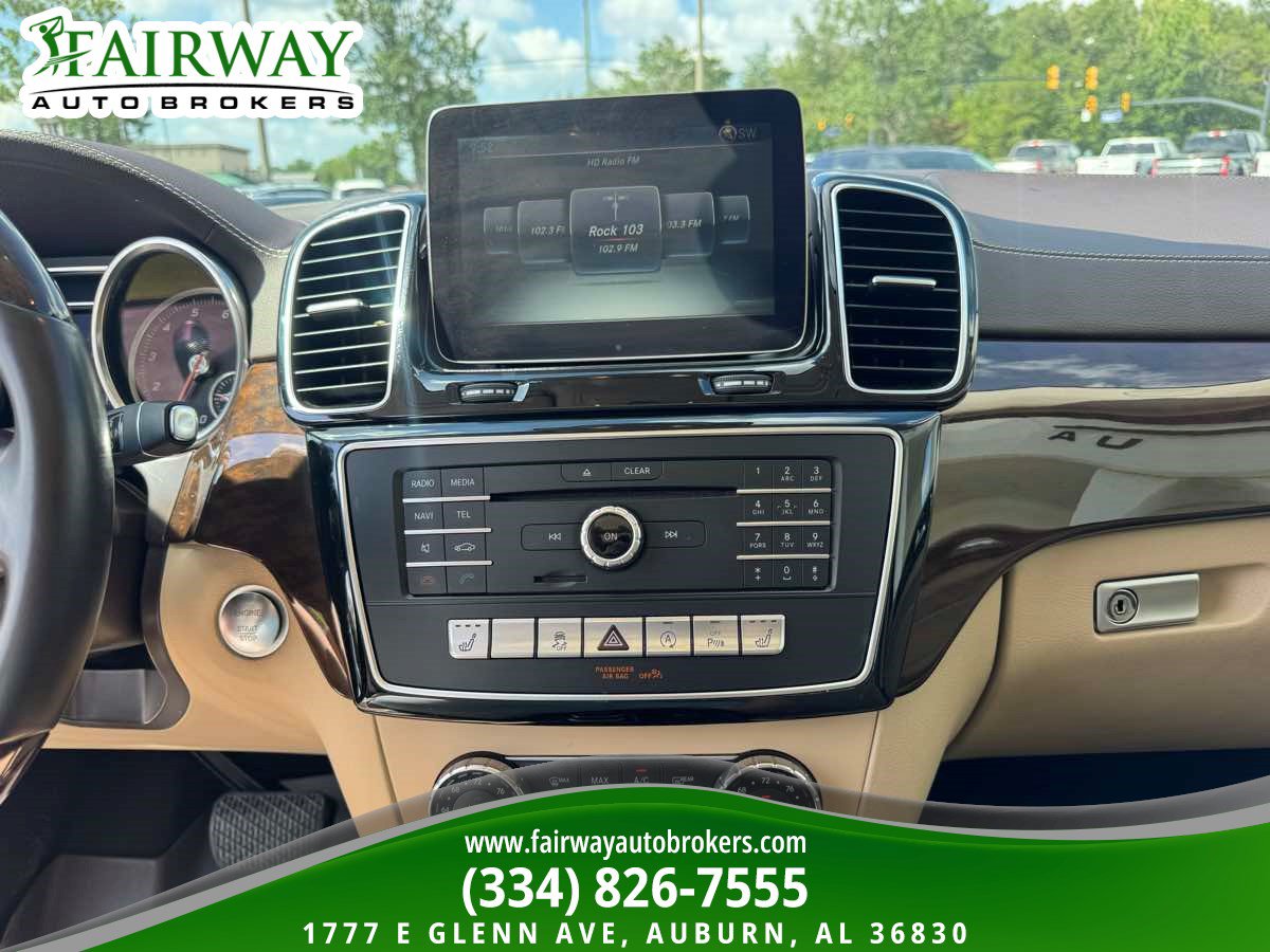 Used 2017 Mercedes-Benz GLS 450 4MATIC image 22