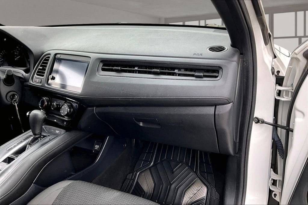 Used 2022 Honda HR-V Sport image 25