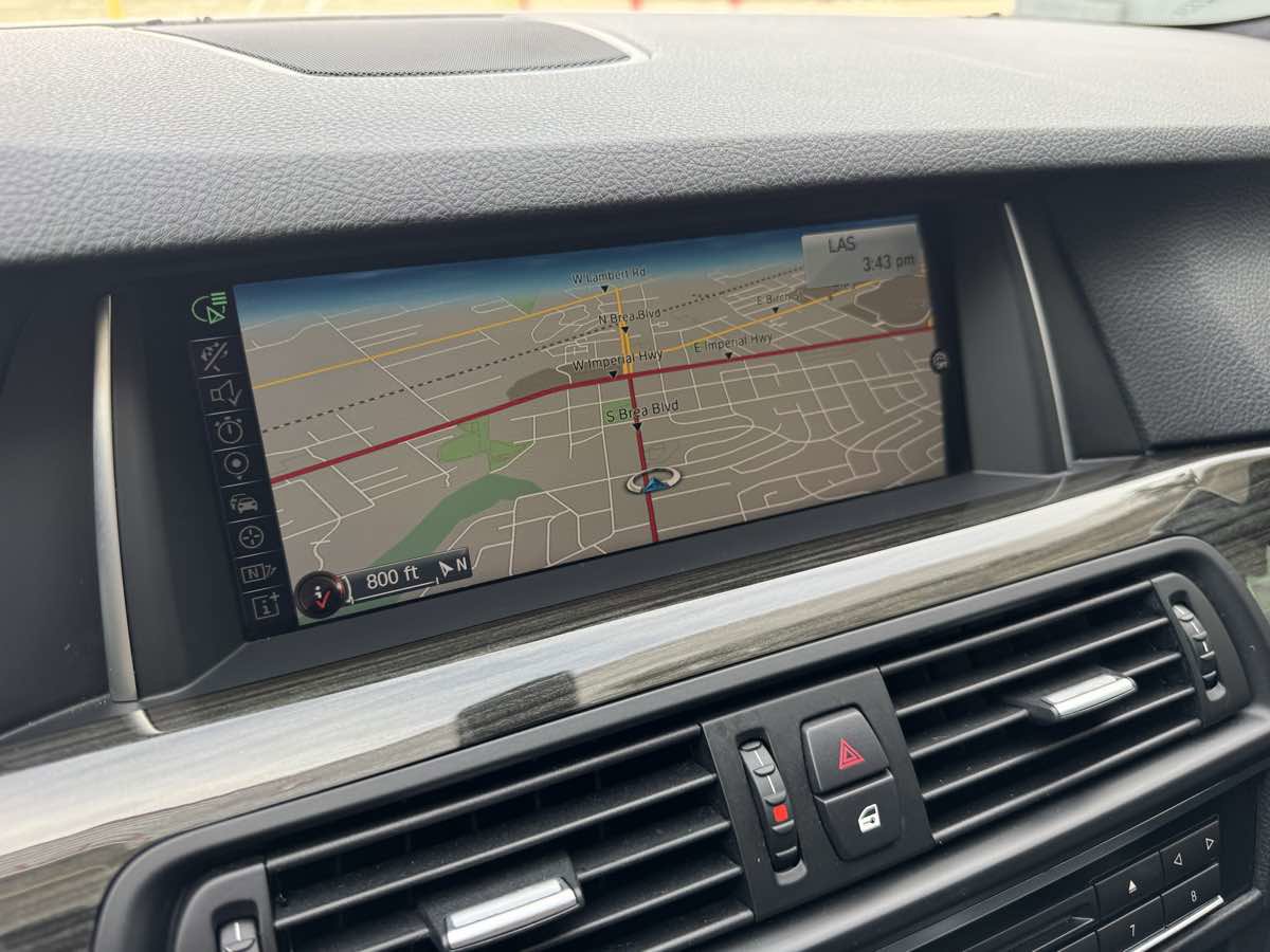 Used 2016 BMW 535i Sedan image 25