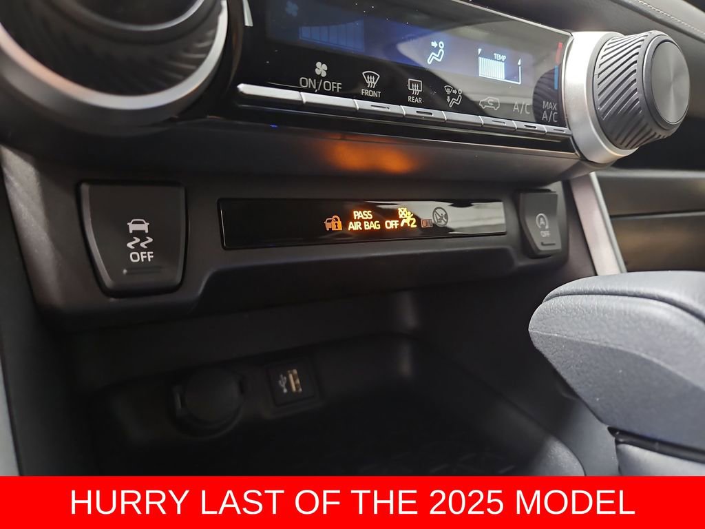 New 2025 Toyota RAV4 LE image 9