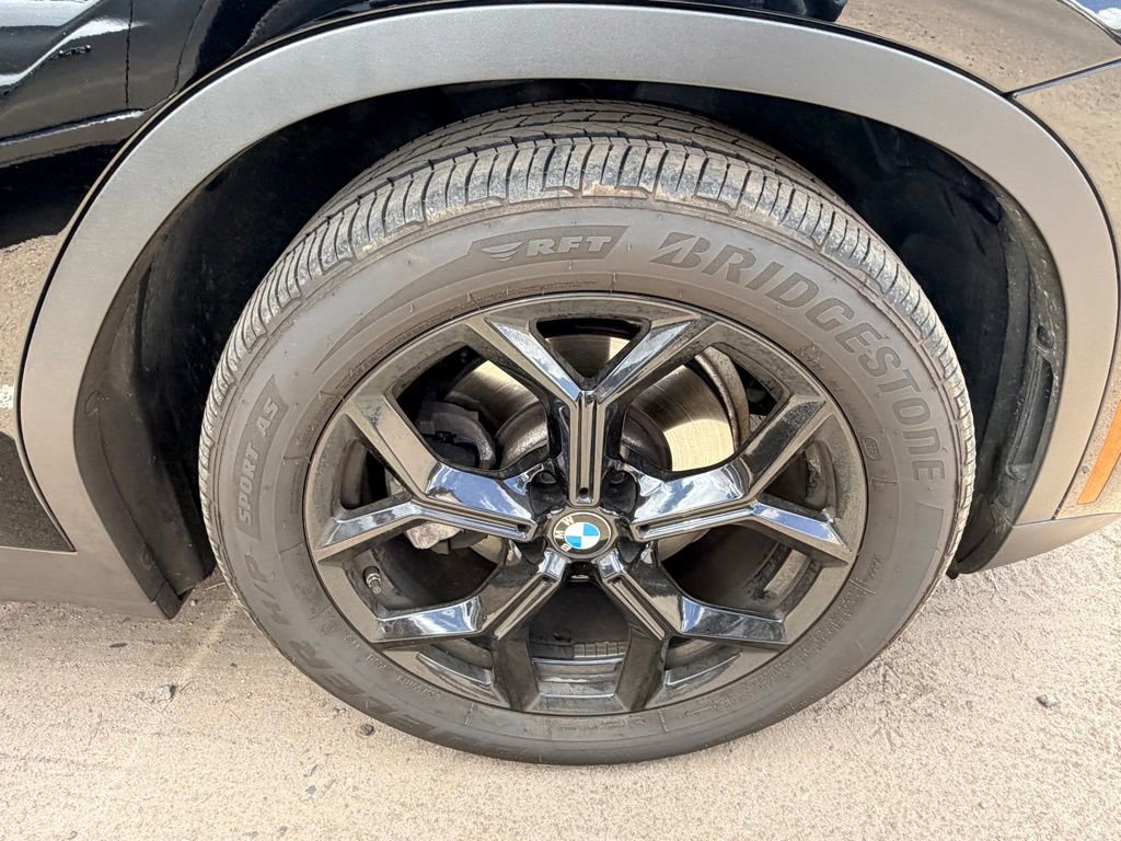 Used 2021 BMW X4 xDrive30i w/ Premium Package AWD/4WD image 6