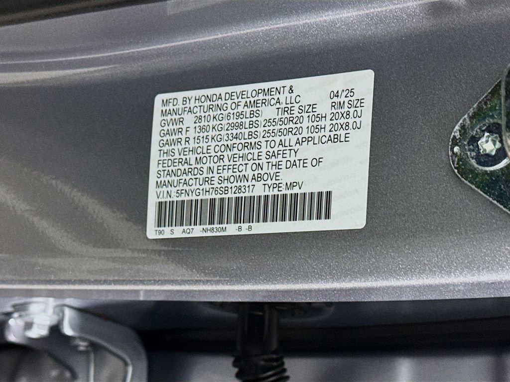 Certified 2025 Honda Pilot Touring image 31