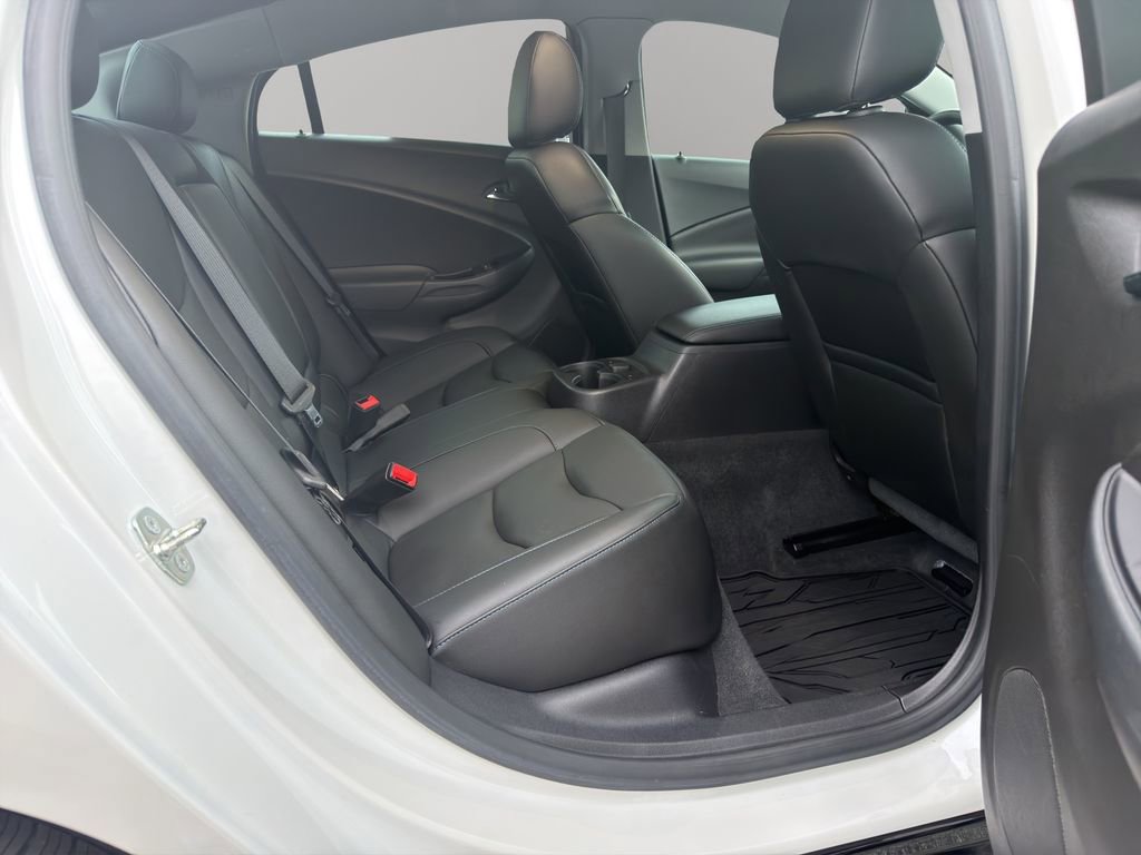 Used 2018 Chevrolet Volt Premier w/ Driver Confidence Package image 19