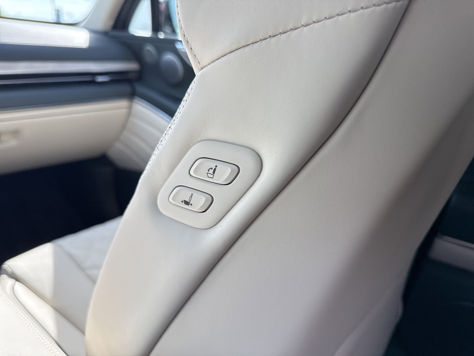 Used 2026 Genesis GV80 3.5T Prestige image 21