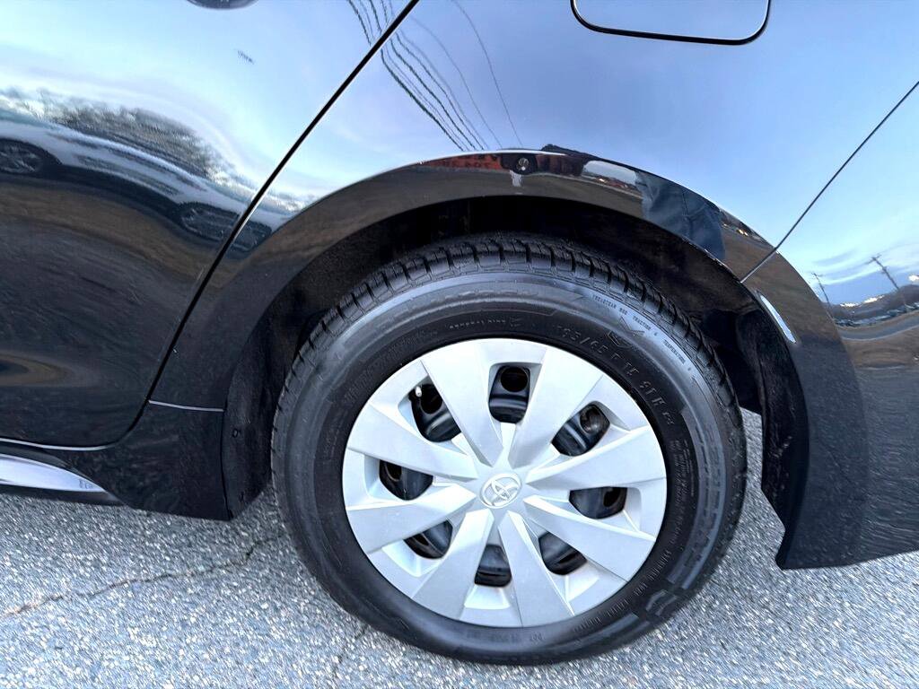 Used 2020 Toyota Corolla L w/ Phone Cable & Charge Package image 33