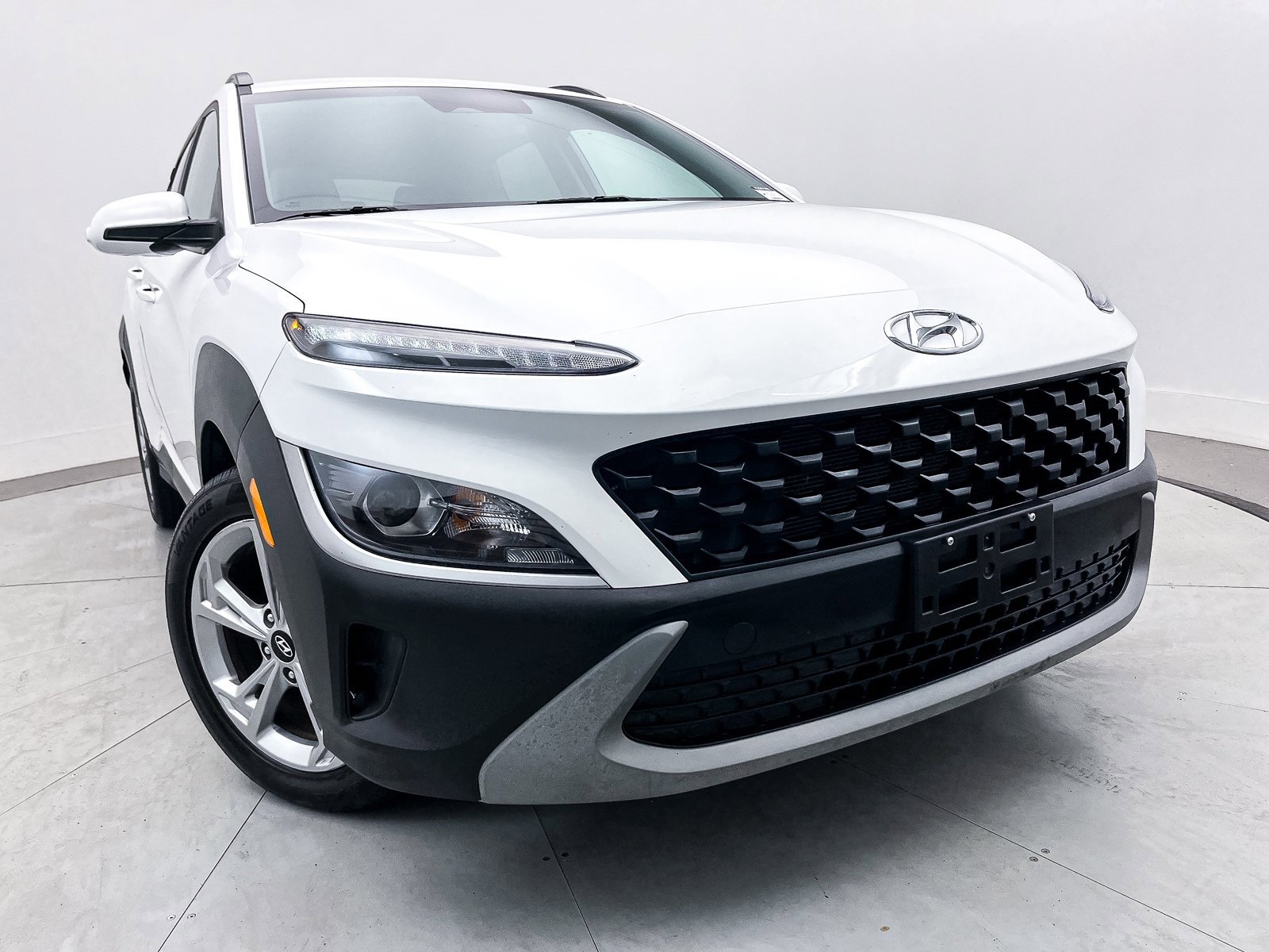 Used 2023 Hyundai Kona SEL image 6
