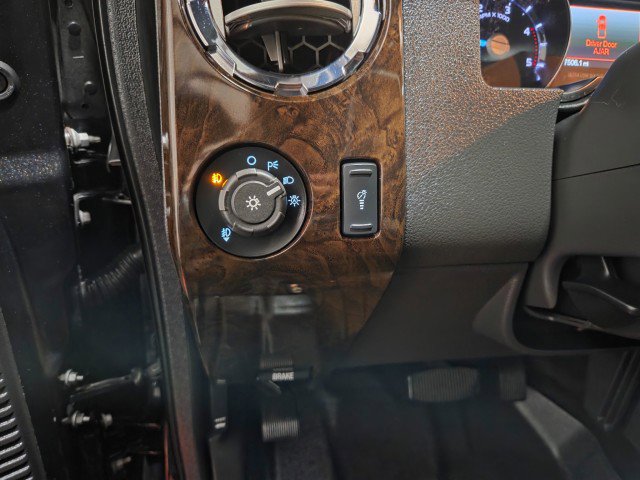 Used 2015 Ford F250 Platinum image 43