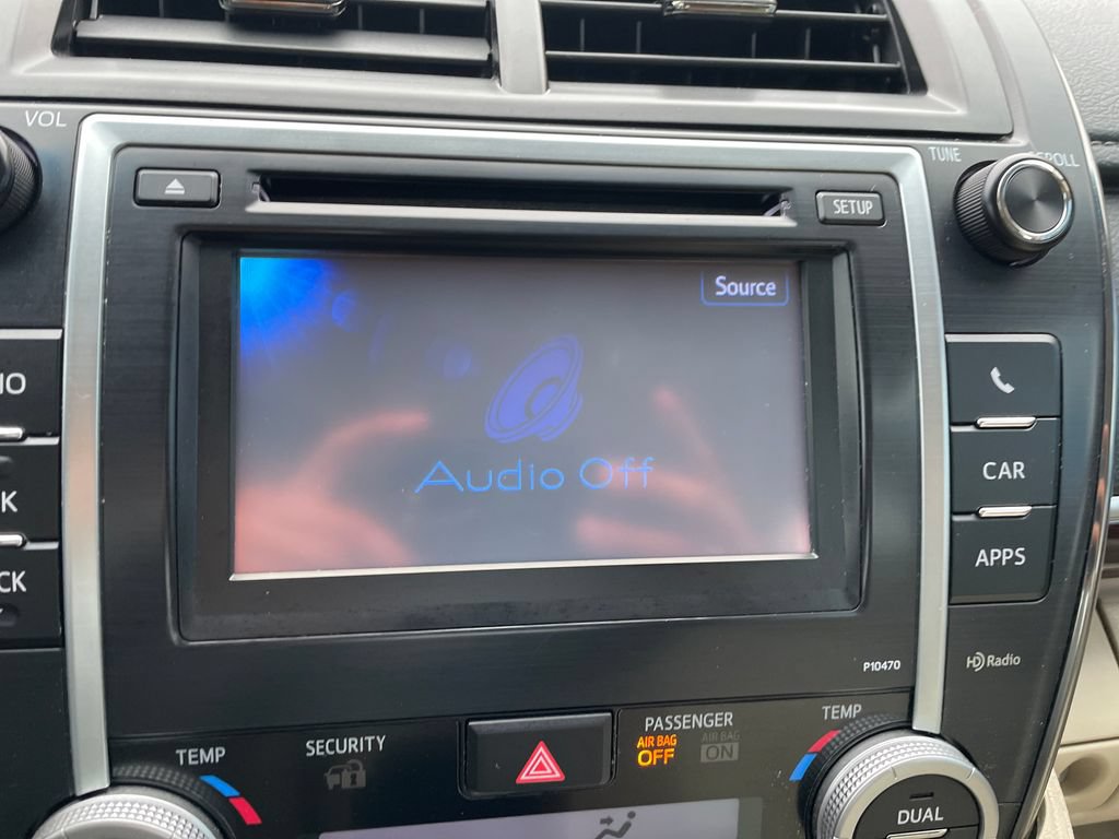 Used 2013 Toyota Camry XLE FWD image 19