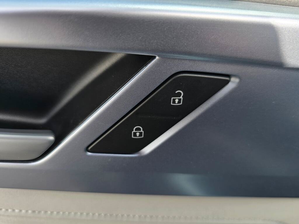New 2026 Volkswagen Taos SE AWD/4WD image 20
