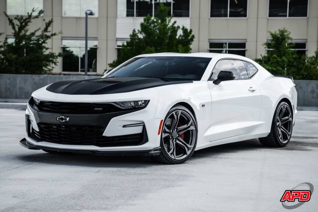 Used 2019 Chevrolet Camaro SS RWD image 36