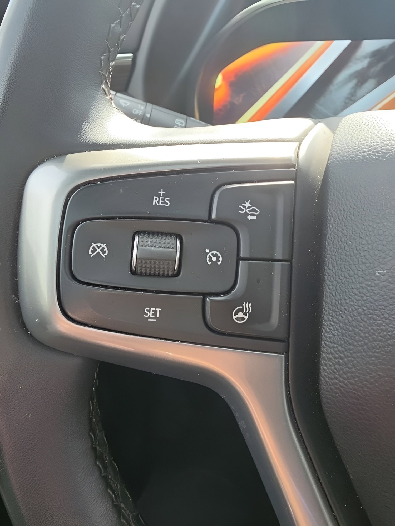 Used 2024 Chevrolet Tahoe Z71 w/ Luxury Package AWD/4WD image 22