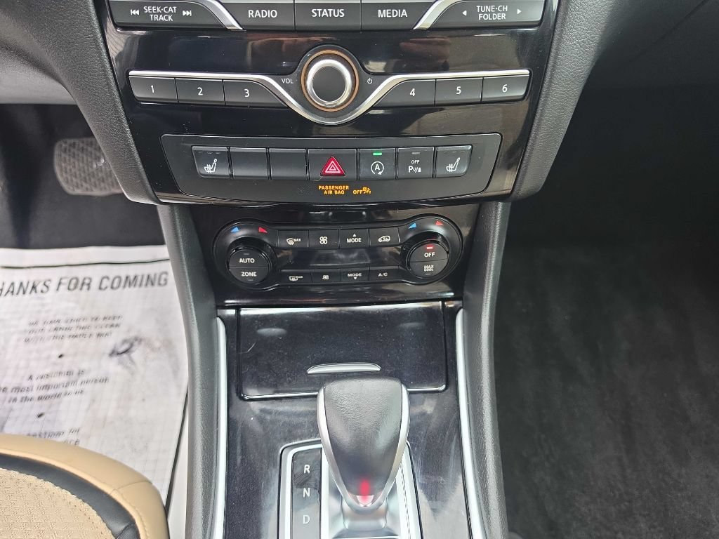Used 2019 INFINITI QX30 AWD w/ Navigation Package image 24