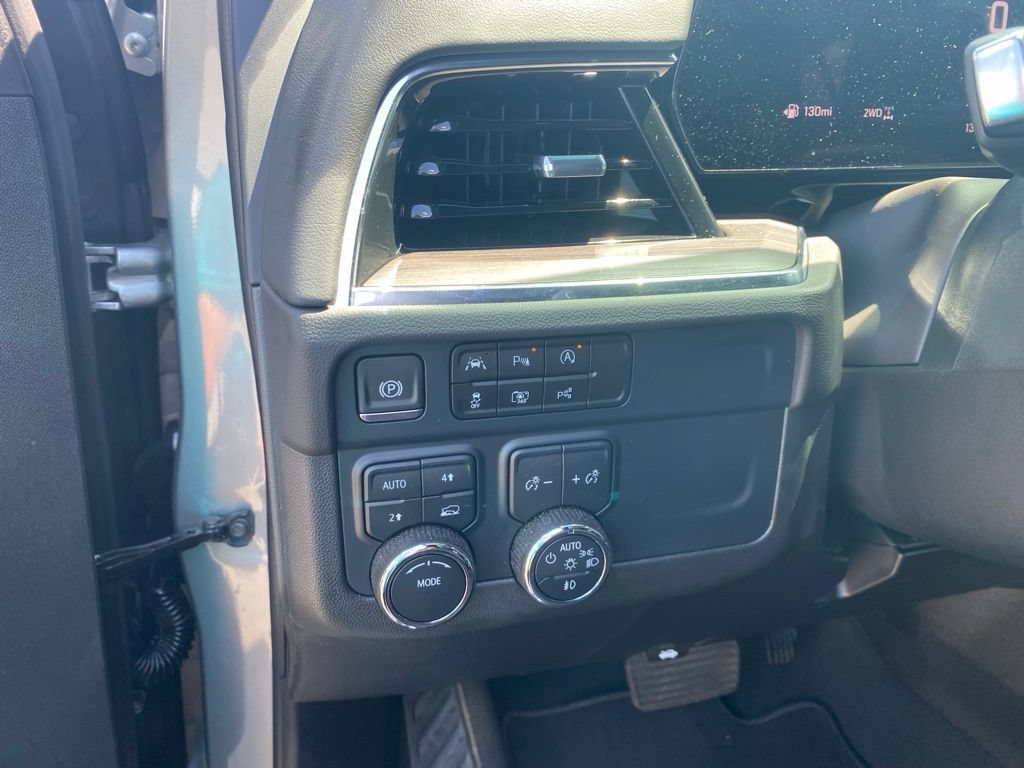 Used 2025 Chevrolet Tahoe LT w/ Comfort Package AWD/4WD image 18