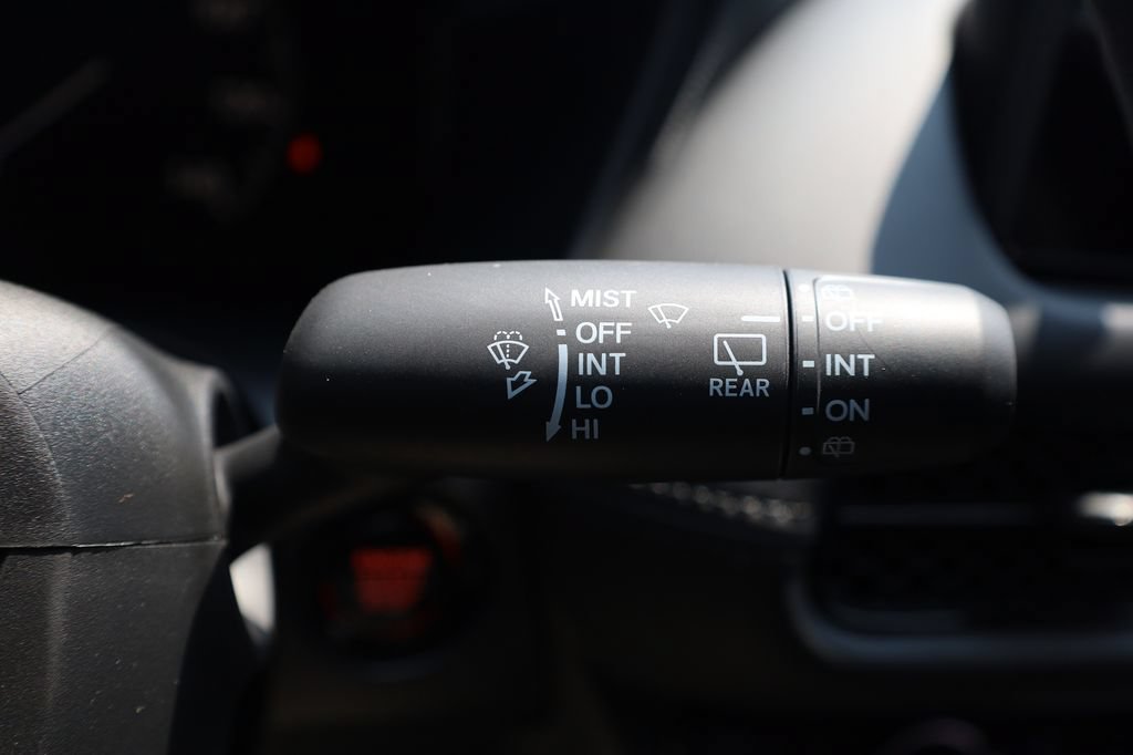 New 2027 Honda HR-V LX image 17
