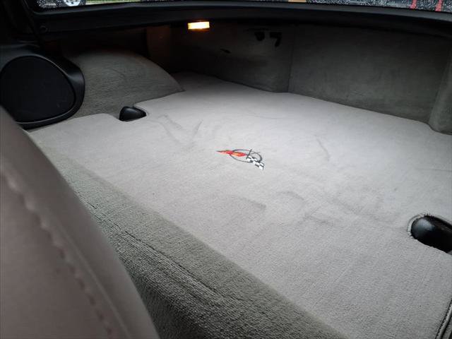 Used 1997 Chevrolet Corvette Coupe RWD image 9