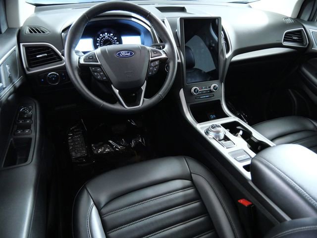Used 2024 Ford Edge SEL w/ Convenience Package AWD/4WD image 4