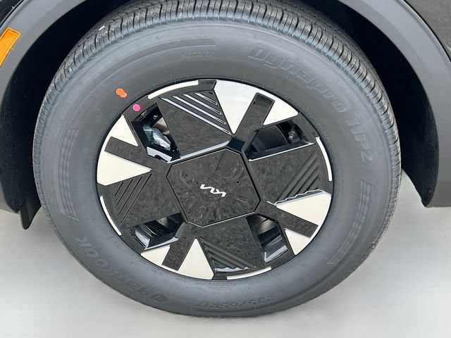 New 2026 Kia Sportage LX FWD image 30