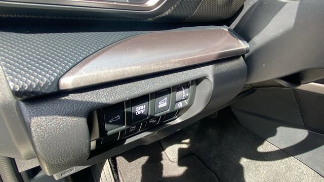 Used 2022 Subaru Forester Premium image 18