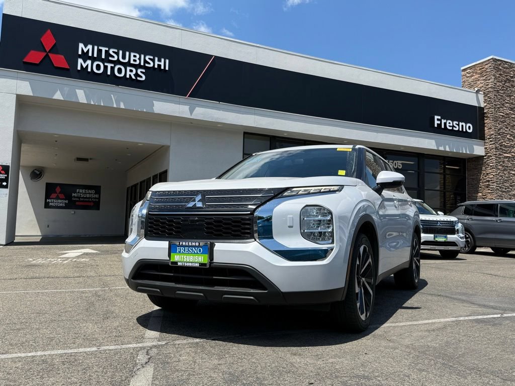 Used 2022 Mitsubishi Outlander ES