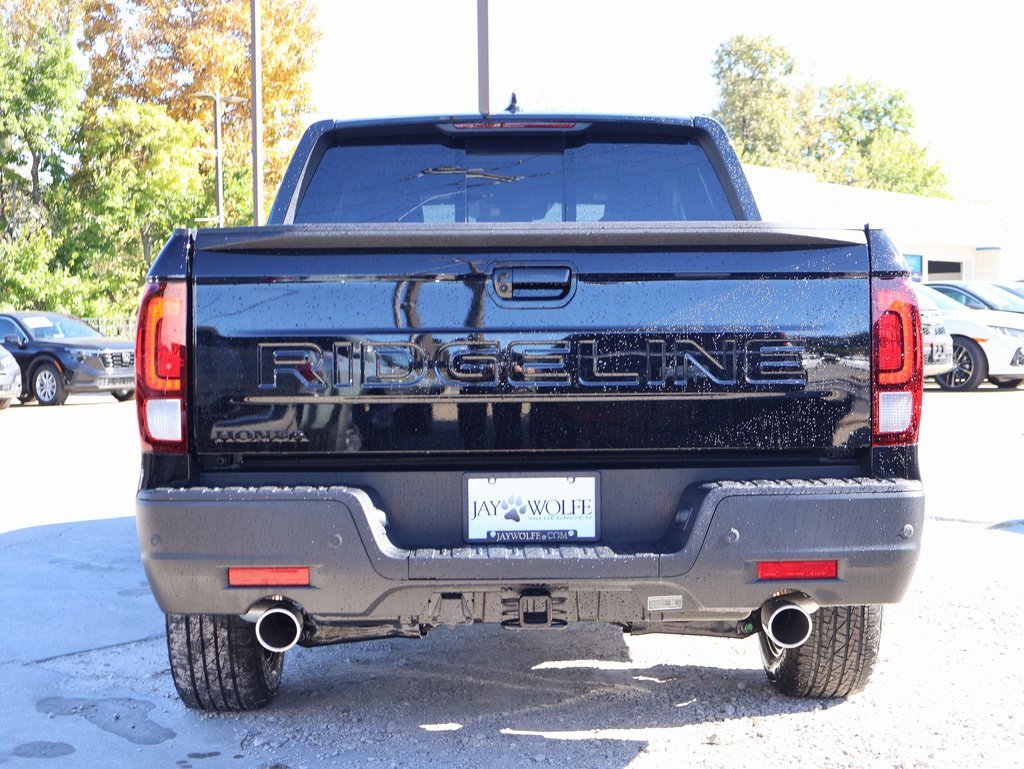 New 2026 Honda Ridgeline Black Edition image 5