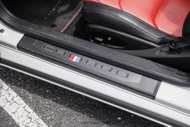 Used 2017 Chevrolet Camaro SS RWD image 90