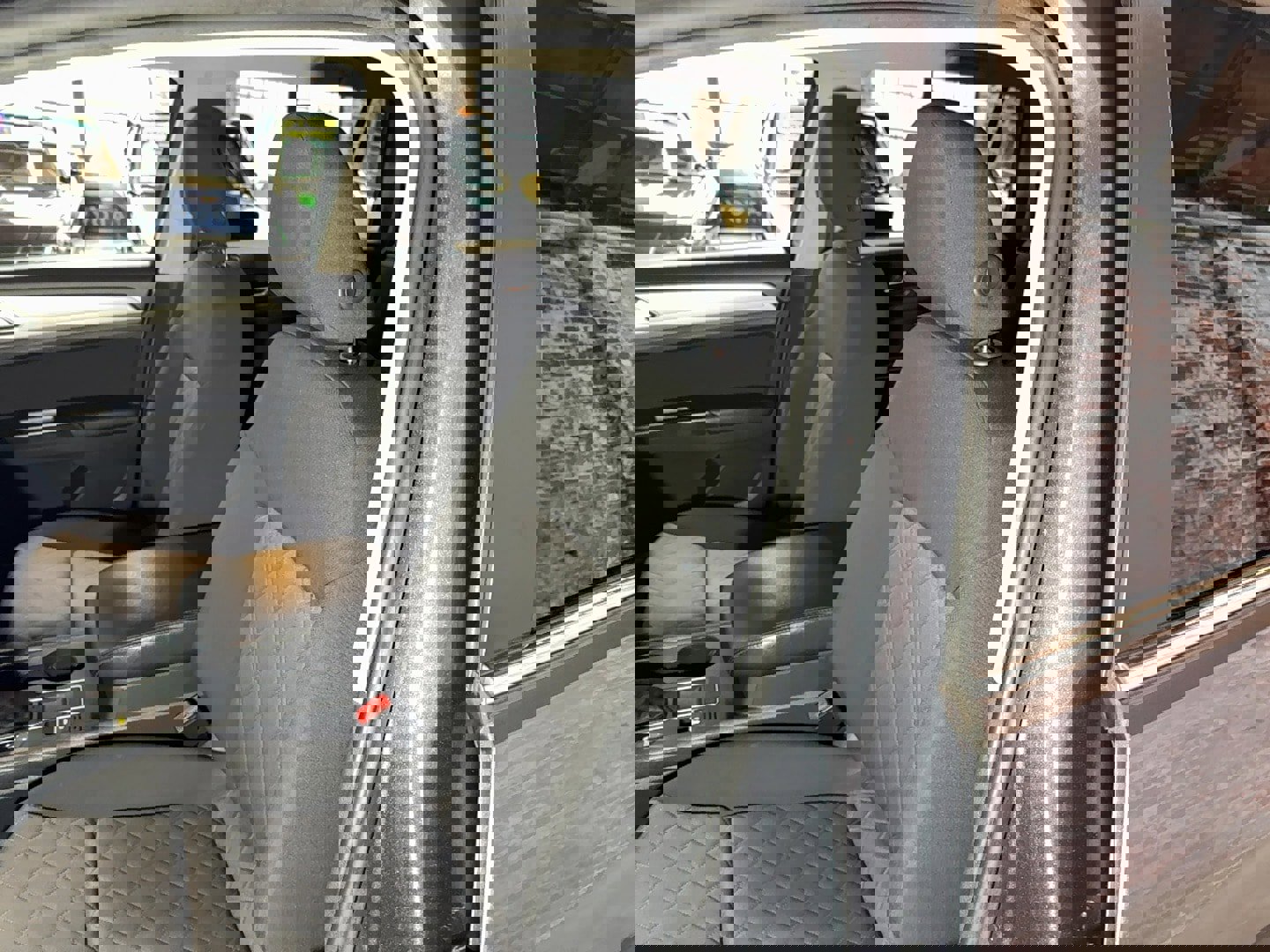 Used 2018 Volkswagen Atlas S image 43