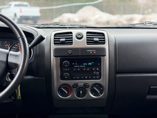 Used 2012 Chevrolet Colorado LT image 16