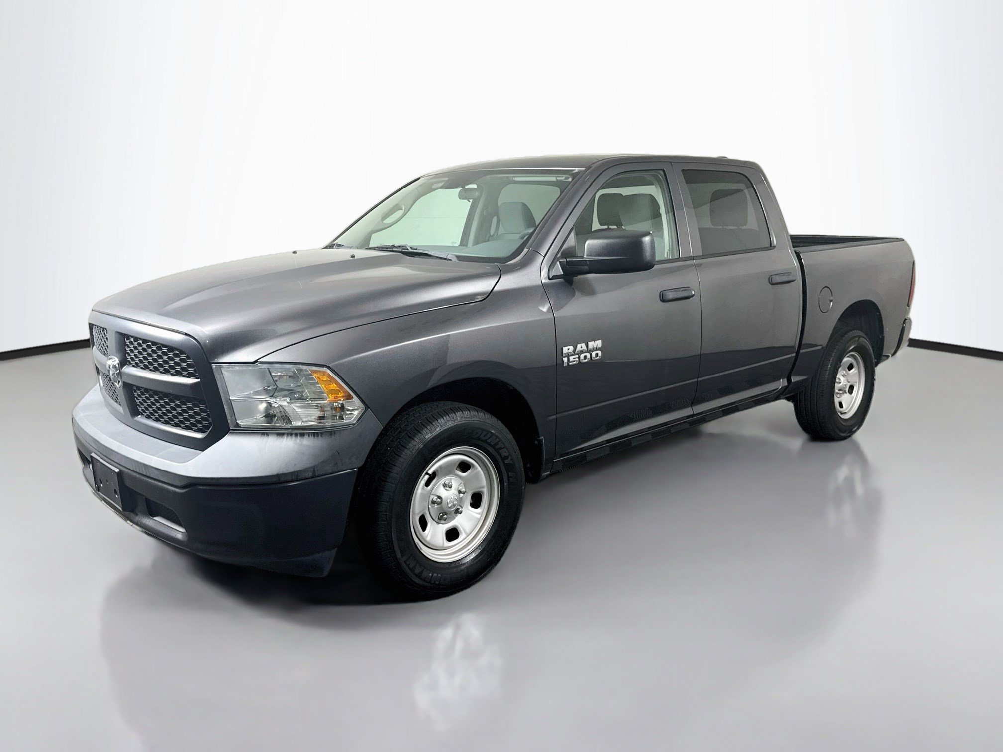Used 2018 RAM 1500 Tradesman w/ Popular Equipment Group RWD image 4