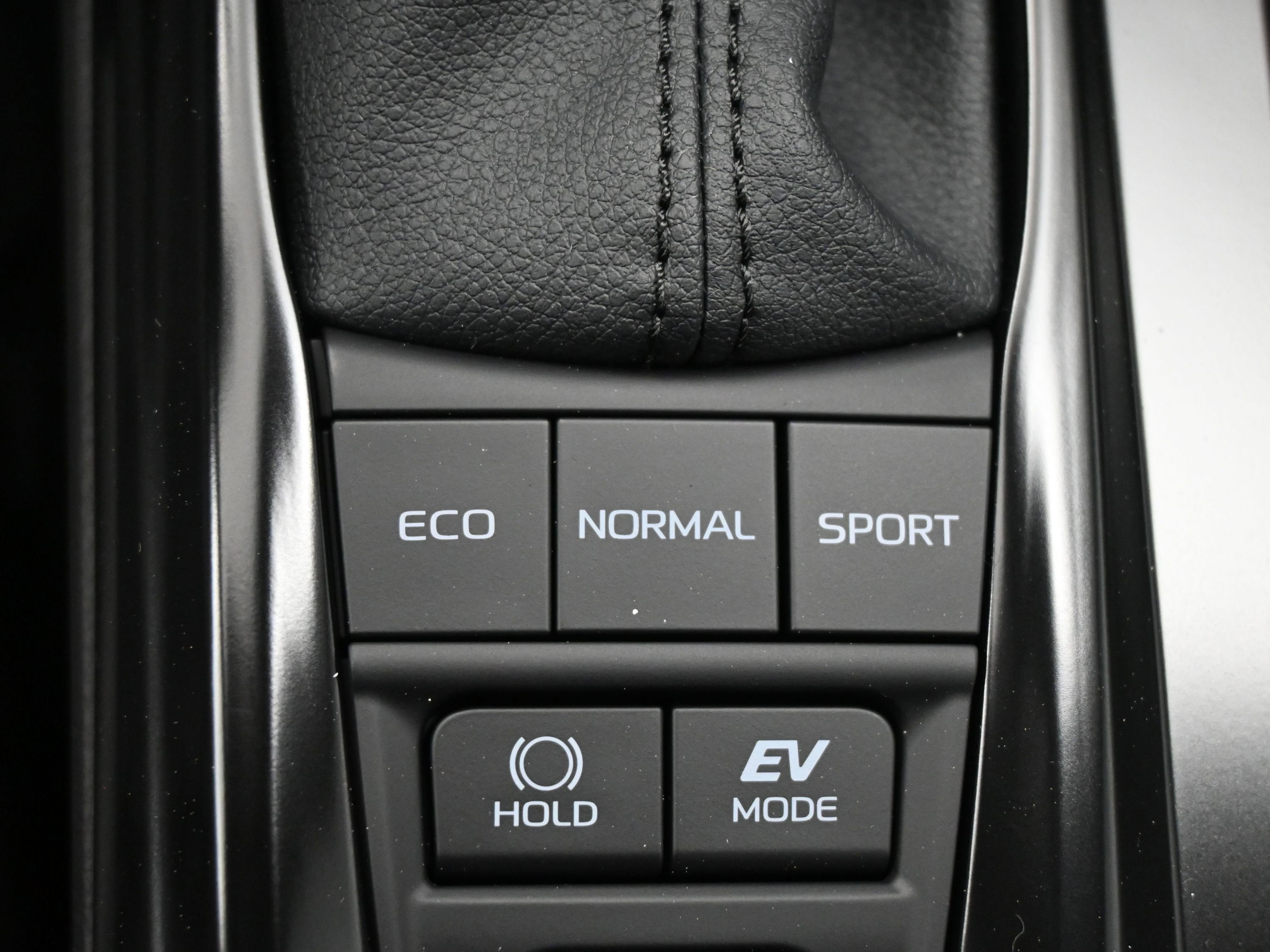 New 2026 Toyota Camry SE FWD image 27