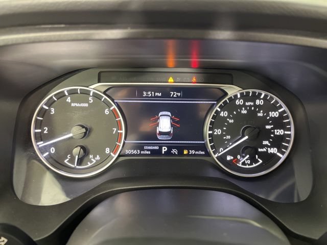 Used 2025 Nissan Rogue SV FWD image 24