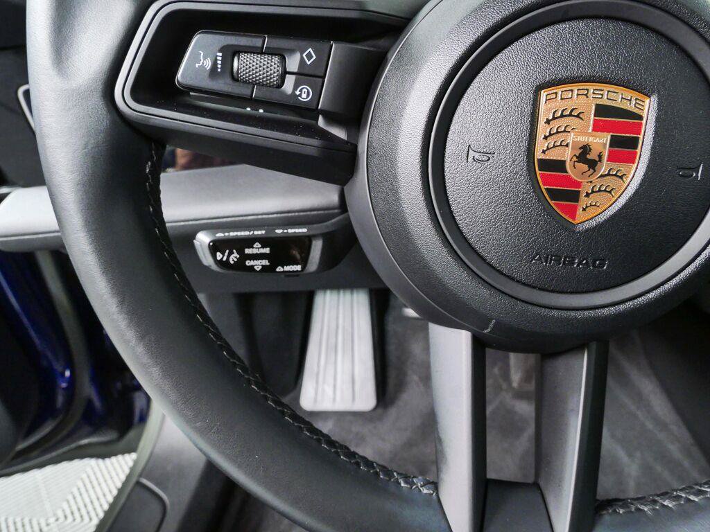 Certified 2023 Porsche Taycan RWD image 9