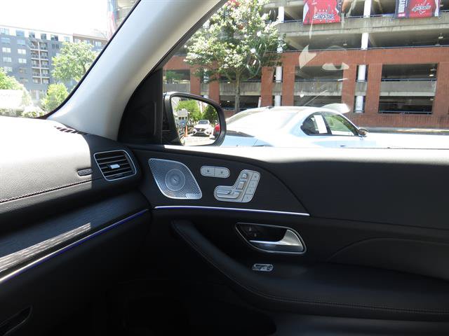 Used 2026 Mercedes-Benz GLS 450 4MATIC image 16