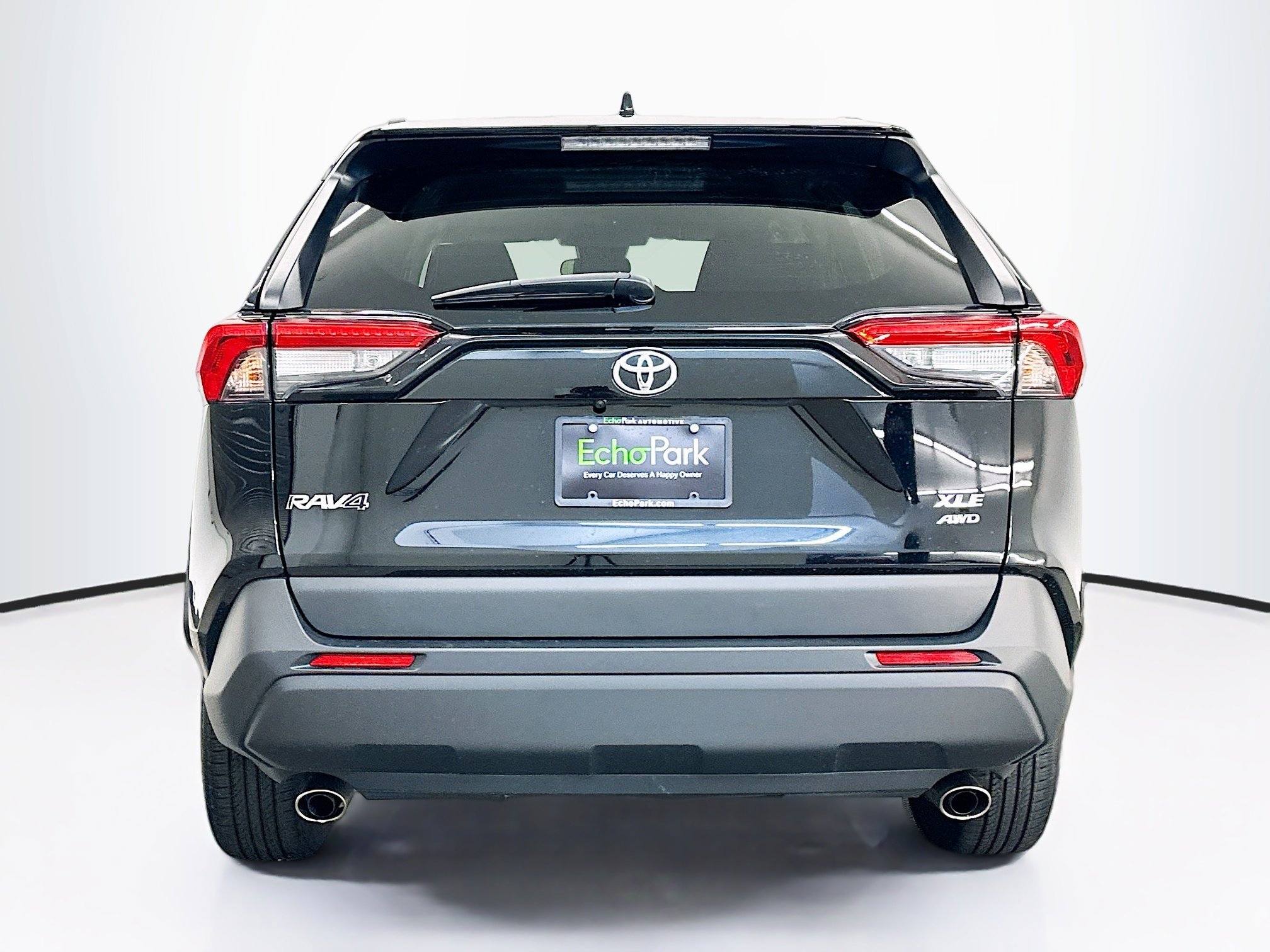 Used 2024 Toyota RAV4 XLE image 7