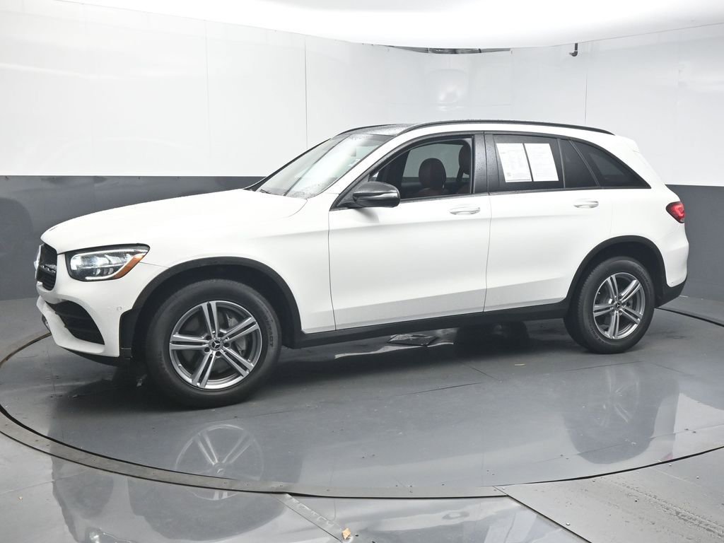 Used 2021 Mercedes-Benz GLC 300 w/ AMG Line image 4