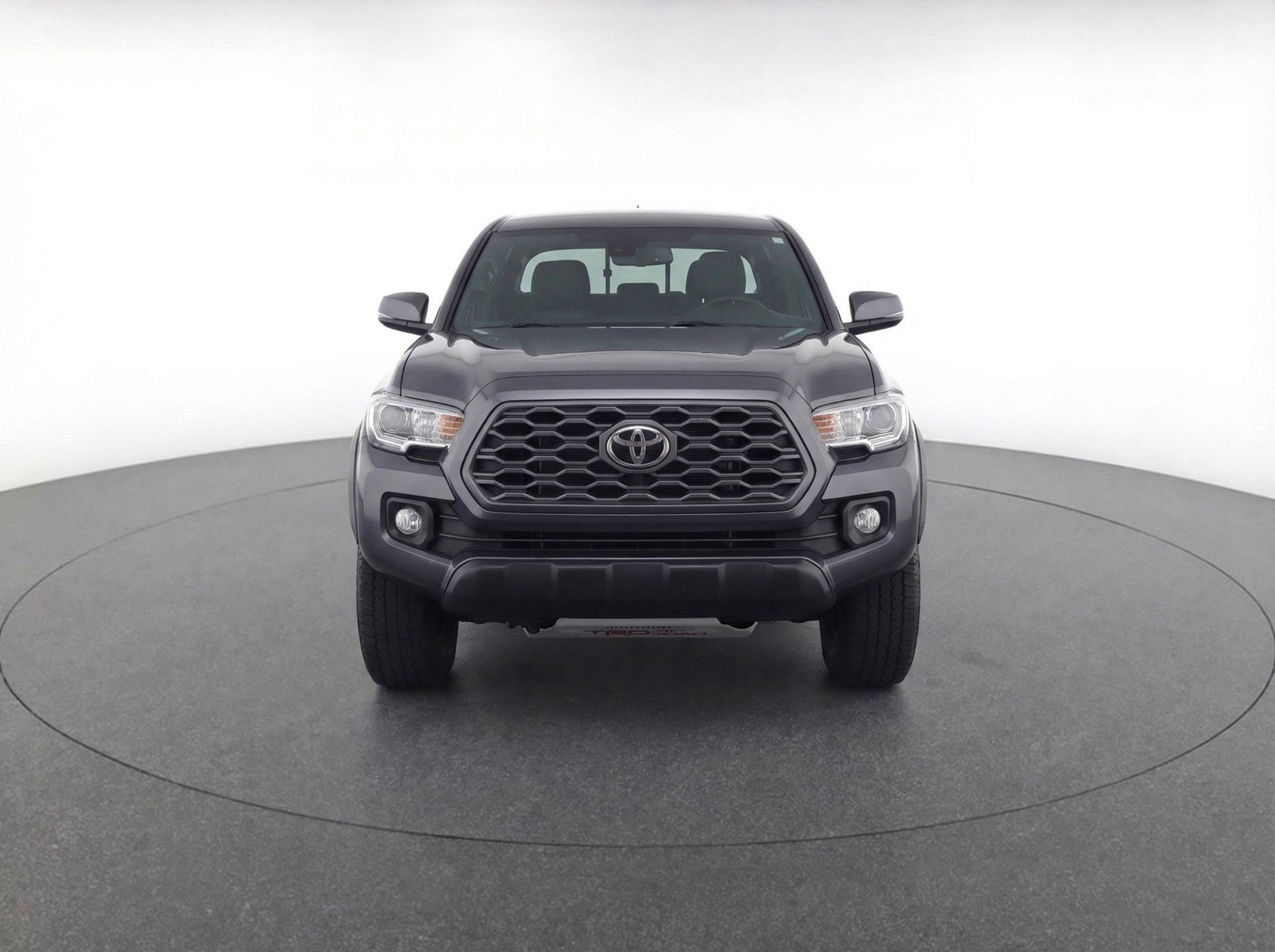 Used 2025 Toyota Tacoma TRD Off-Road image 2