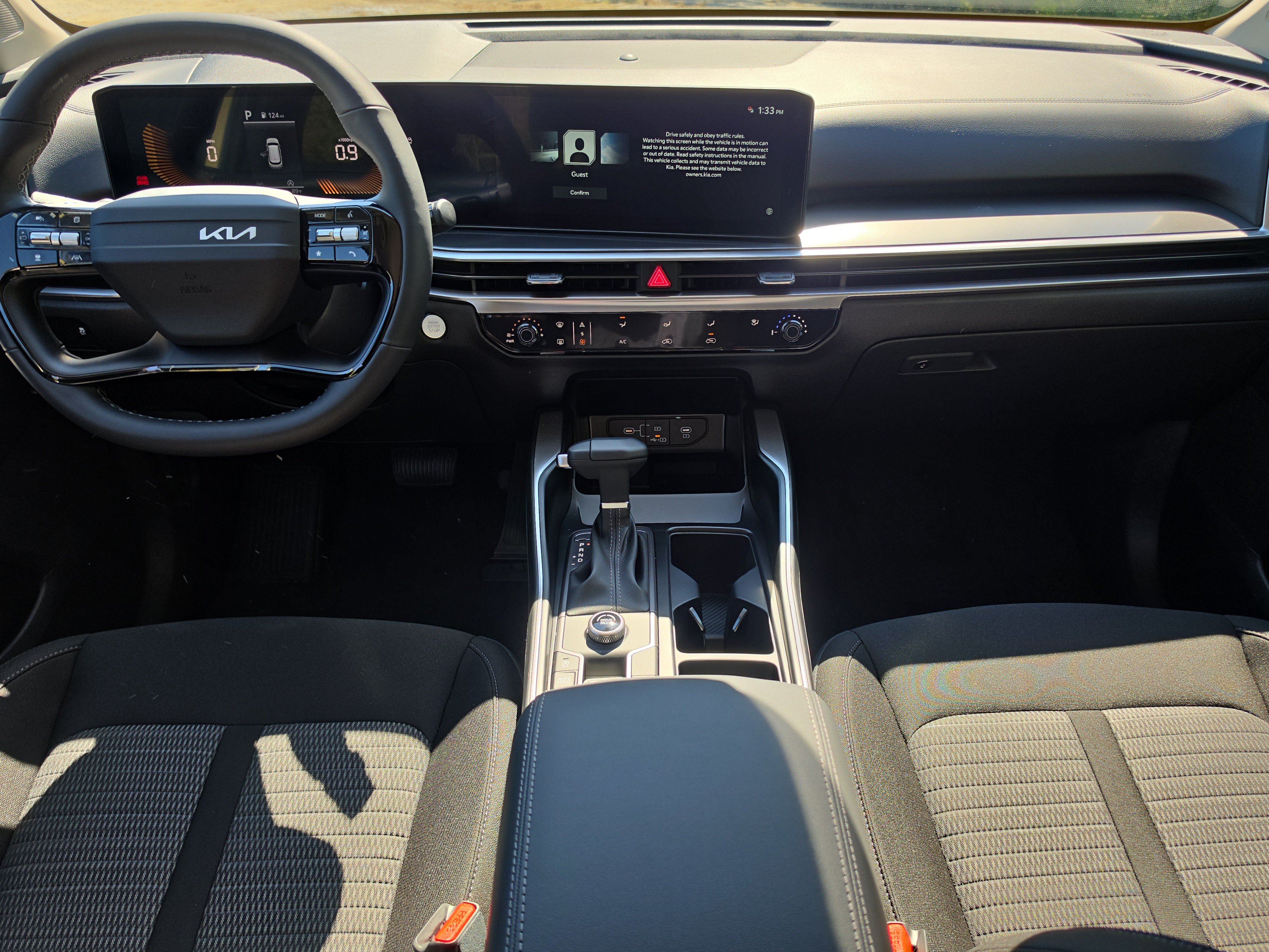 New 2026 Kia Sorento LX FWD image 12